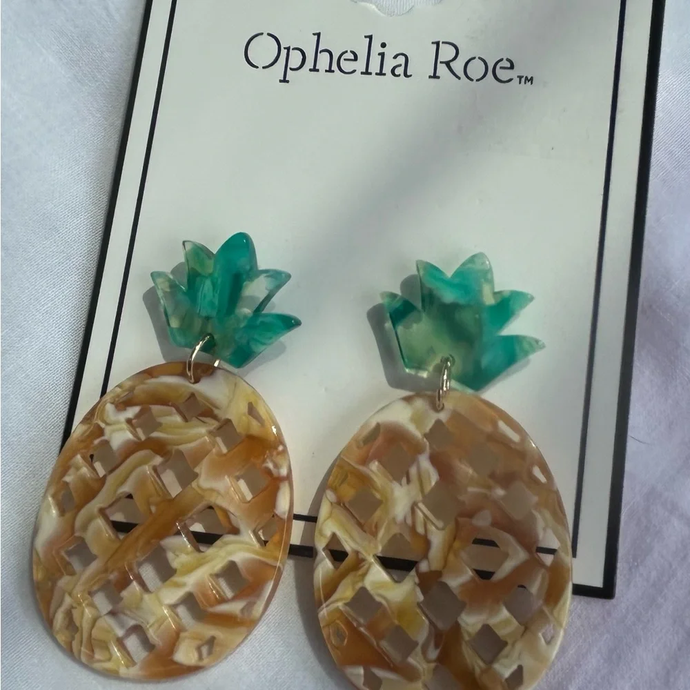 Pineapple Earrings in Green and Brown‎